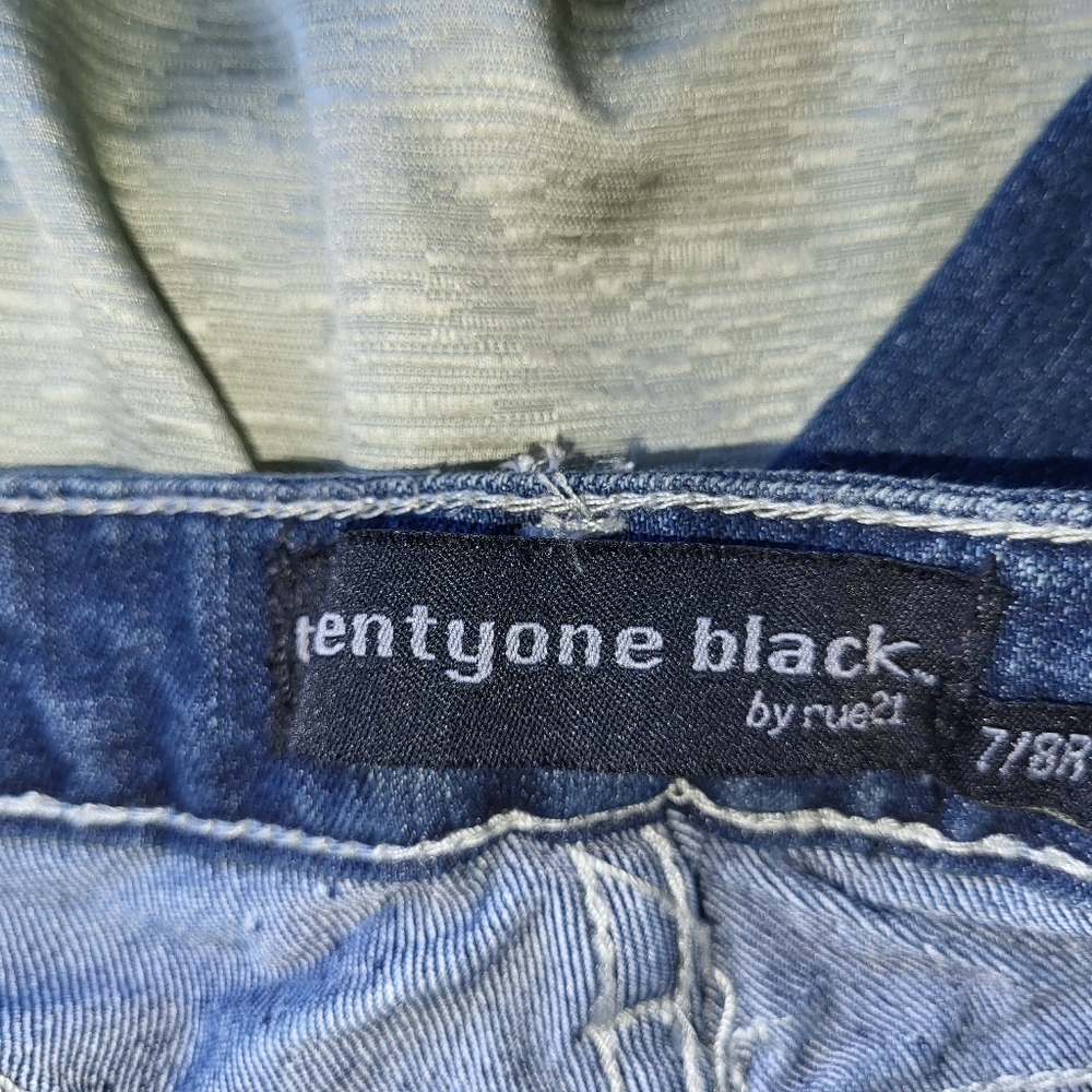 Twentyone Black Blue Denim Jeans by Rue21. New! - Picture 2 of 6